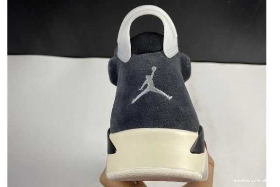 Jordan 6 WMNS “Tech Air Jordan-6 Chrome 0303